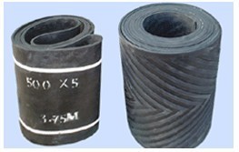 【【廠價(jià)直銷】?jī)?yōu)質(zhì)人字形花紋輸送帶量大價(jià)優(yōu)】?jī)r(jià)格,廠家,圖片,輸送帶,河北縱橫橡膠-